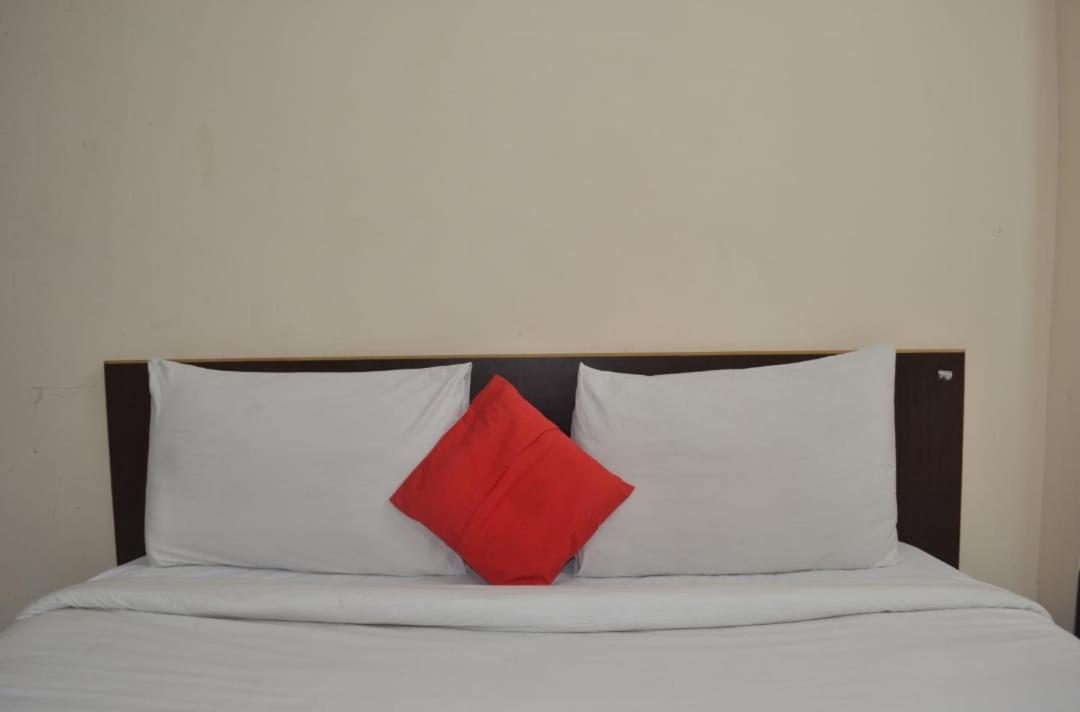 Hotel Atrium Inn Rishikesh Bagian luar foto