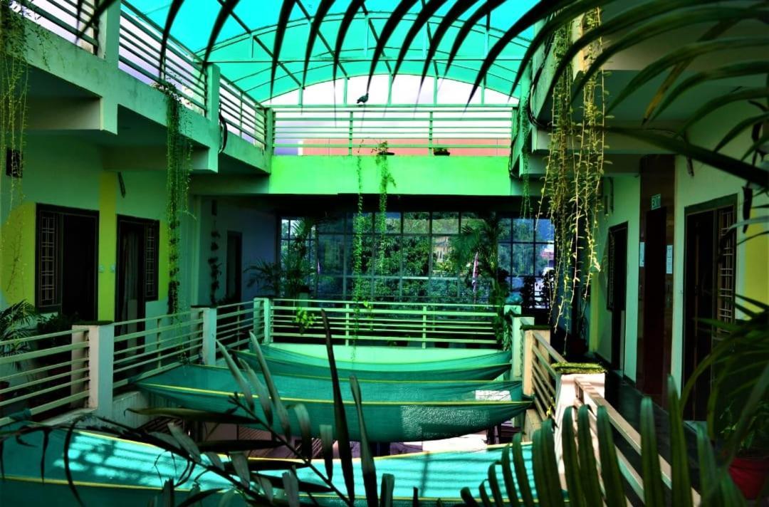 Hotel Atrium Inn Rishikesh Bagian luar foto