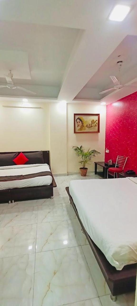 Hotel Atrium Inn Rishikesh Bagian luar foto