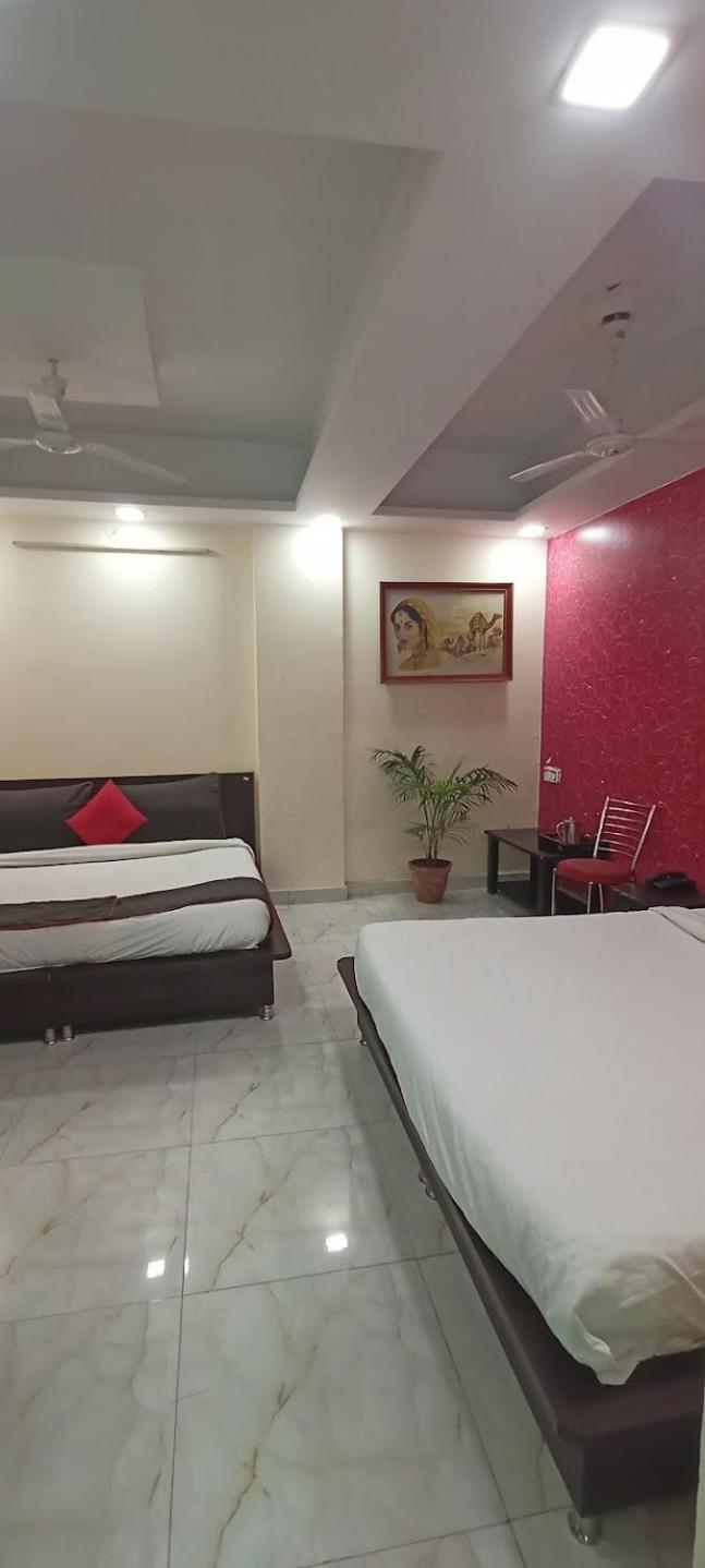 Hotel Atrium Inn Rishikesh Bagian luar foto