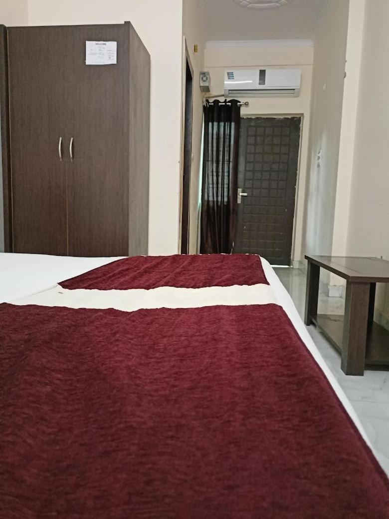 Hotel Atrium Inn Rishikesh Bagian luar foto